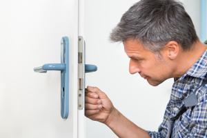 Locksmiths Erie CO in Longmont - Image 7