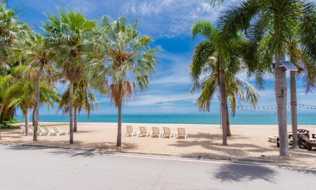 Beachfront Condo for Sale / Rent in Phetchaburi - Image 1