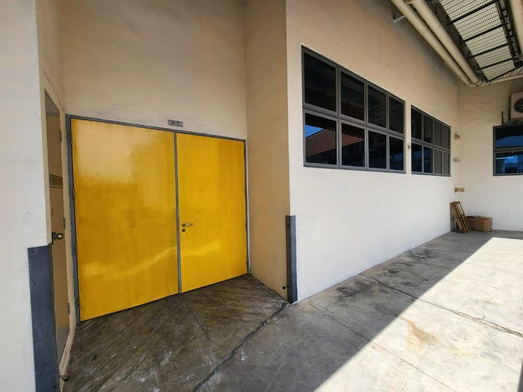 Modern Ramp-Up Warehouse with 40ft Direct Loading & Private Bay, in Queenstown - Image 4