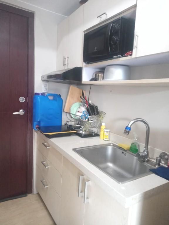 Studio with balcony full furnished for rent in Lower Bicutan - Image 6