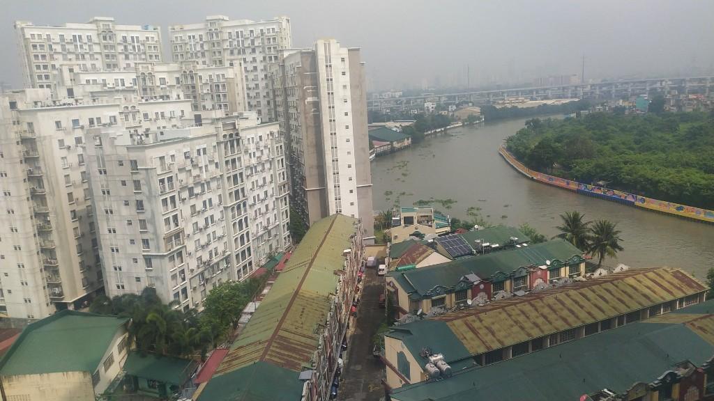 Studio with balcony full furnished for rent in Lower Bicutan - Image 9
