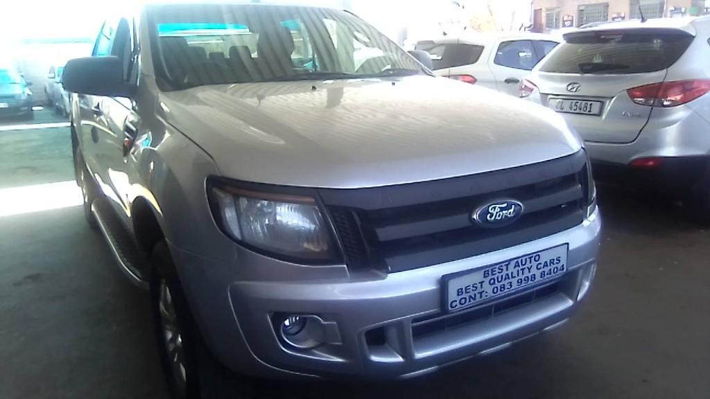 Pre-owned 2015 Ford Ranger 2.2 Engine Capacity Double Cab with M in Bedfordview - Image 3