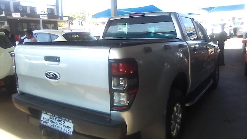 Pre-owned 2015 Ford Ranger 2.2 Engine Capacity Double Cab with M in Bedfordview - Image 6