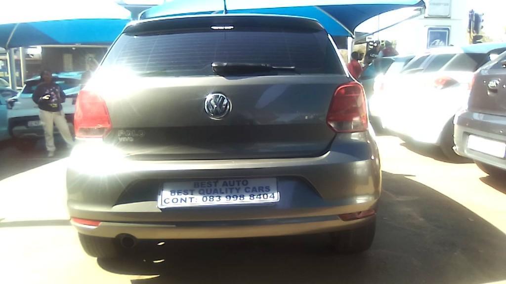 Pre-owned 2018 VW Polo Vivo 1.4 Engine Capacity with Manuel Tran in Bedfordview - Image 6