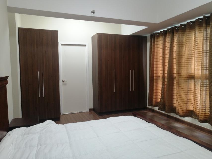 Shang Salcedo Place Makati 2 Bedroom Fully Furnished for Rent 12 in Lower Bicutan - Image 9