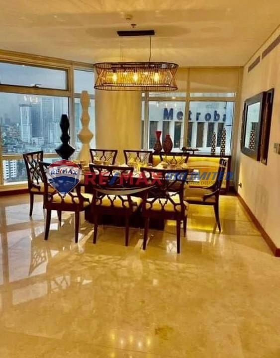 For Lease Two Roxas Triangle Makati in Pansol - Image 4