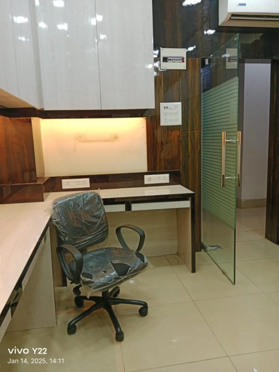 Fully Furnished Commercial Office Space For Rent BBD Bagh in India - Image 5