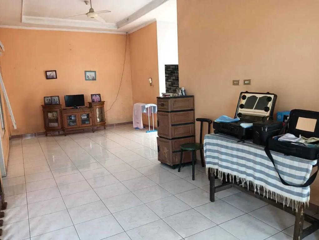 Investasi Properti Rumah 2 Lantai Nyaman di Bekasi Utara, Tytya in Indonesia - Image 2