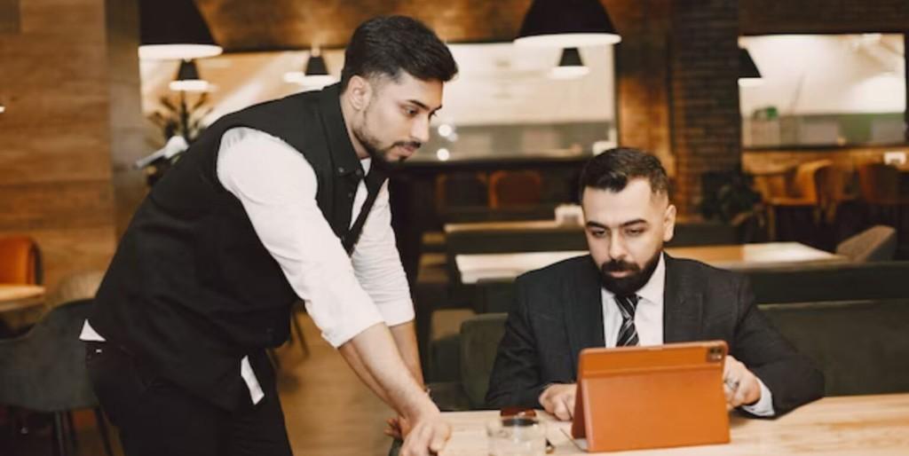 Hotel Management Course in Pune | GoTop EduTech in India - Image 1