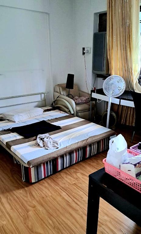 Common Room for Rental - Immediate - Cheap in Pioneer - Image 1