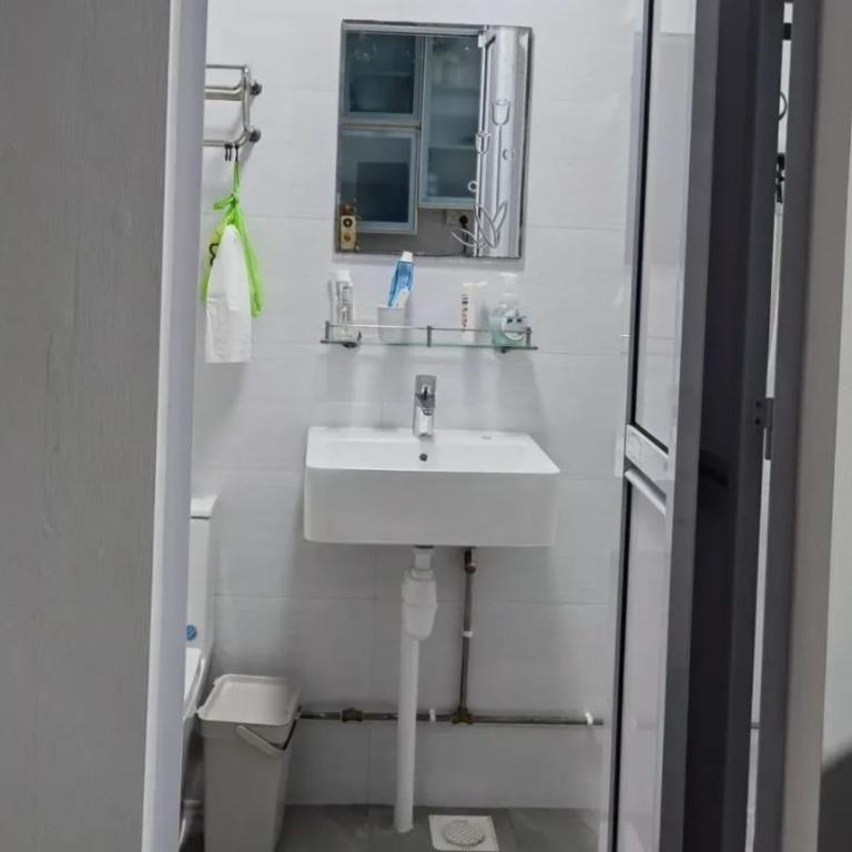 Common Room for Rental - Immediate - Cheap in Pioneer - Image 4