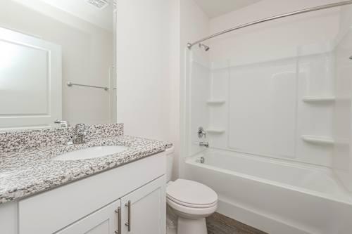 A beautiful 3Bd, 2Bth Home for Rent in Miami - Image 6
