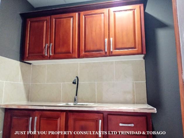 Commercial Space for Rent San Fernando in Hialeah - Image 3