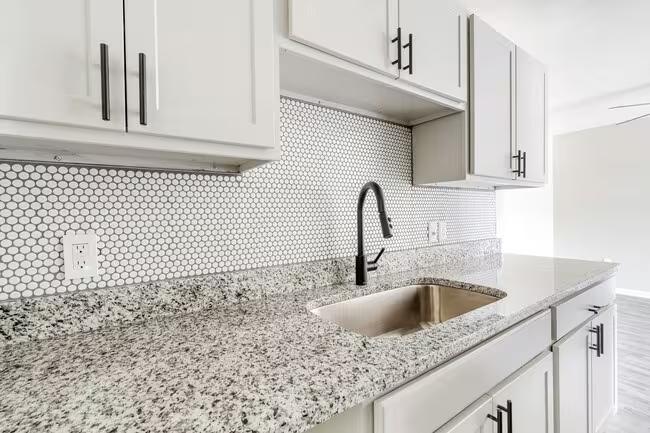 Move in SPECIAL! Pet friendly! in Indianapolis - Image 2