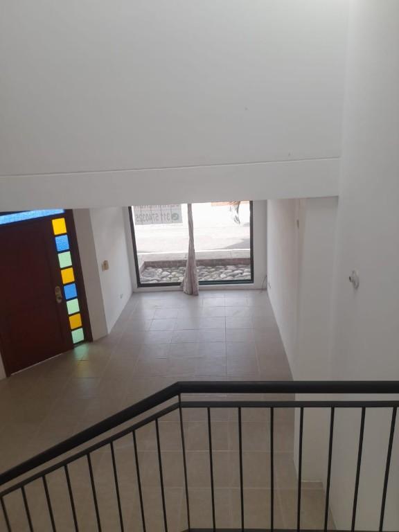 VENDO ESPECTACULAR CASA GIRARDOT en Girardot - Imagen 4