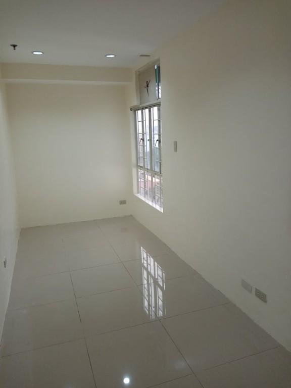 Studio Type Unfurnished For Rent in Cubao in Pansol - Image 1