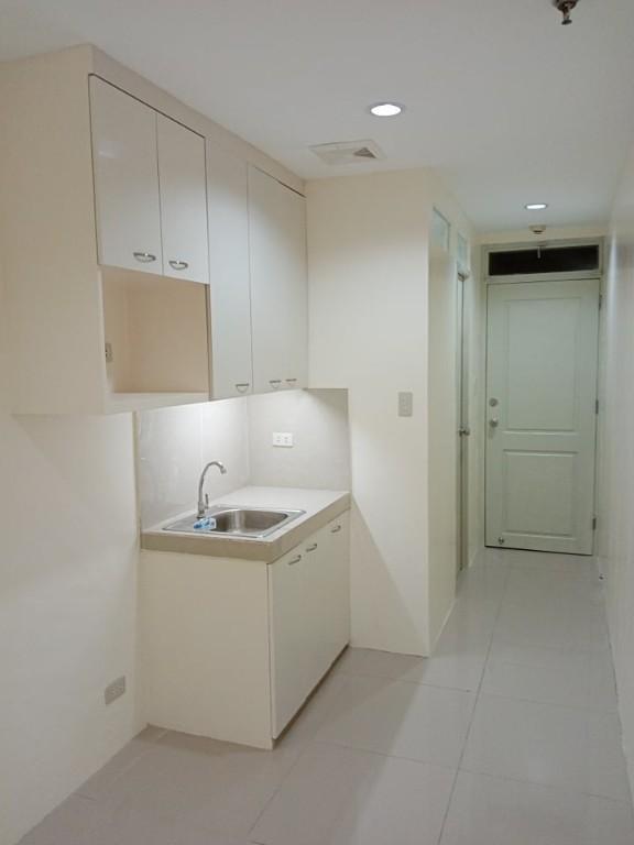 Studio Type Unfurnished For Rent in Cubao in Pansol - Image 5