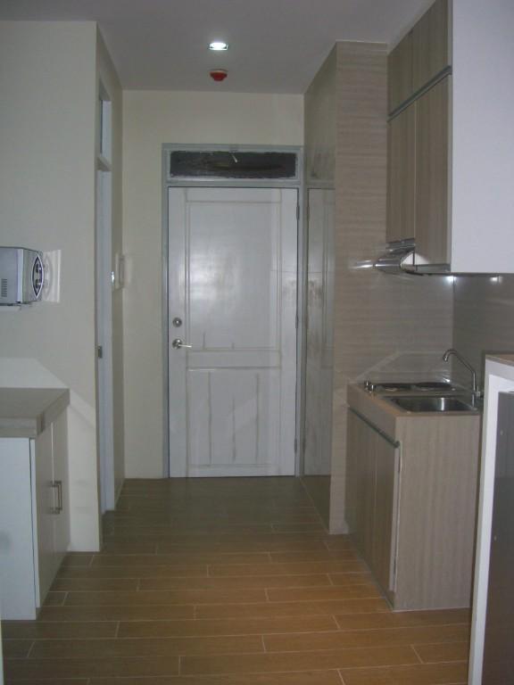 2 BR Furnished Condo Unit For Rent in Pansol - Image 4