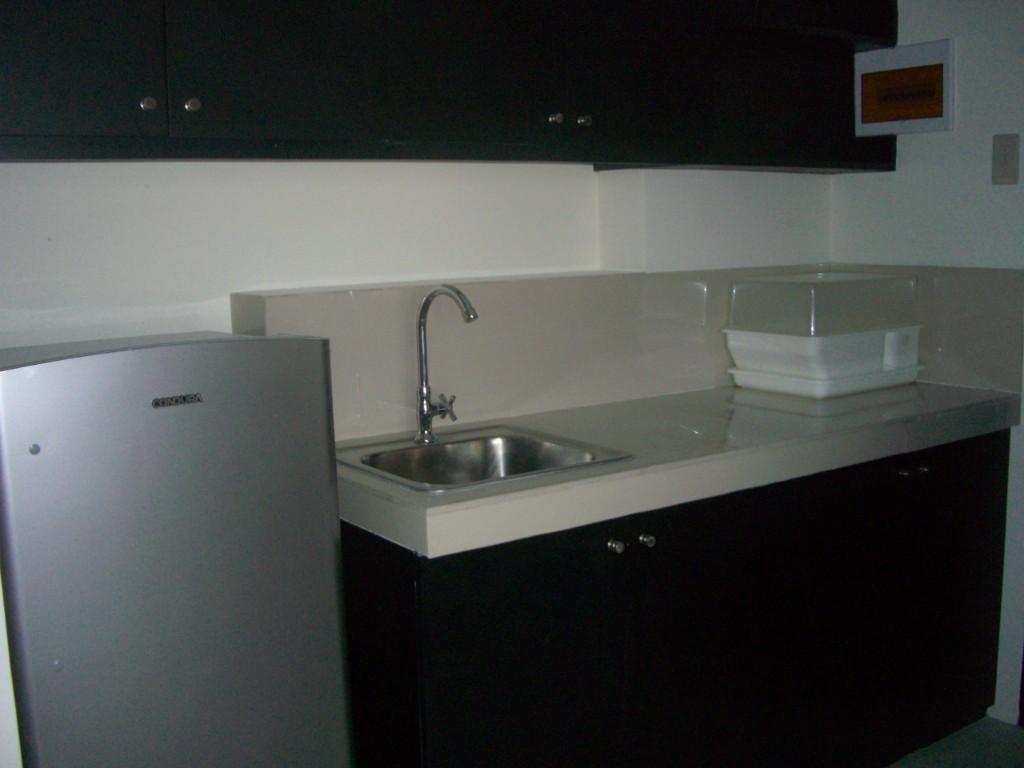 Studio Type - Condo Unit For Rent in Cubao in Pansol - Image 5