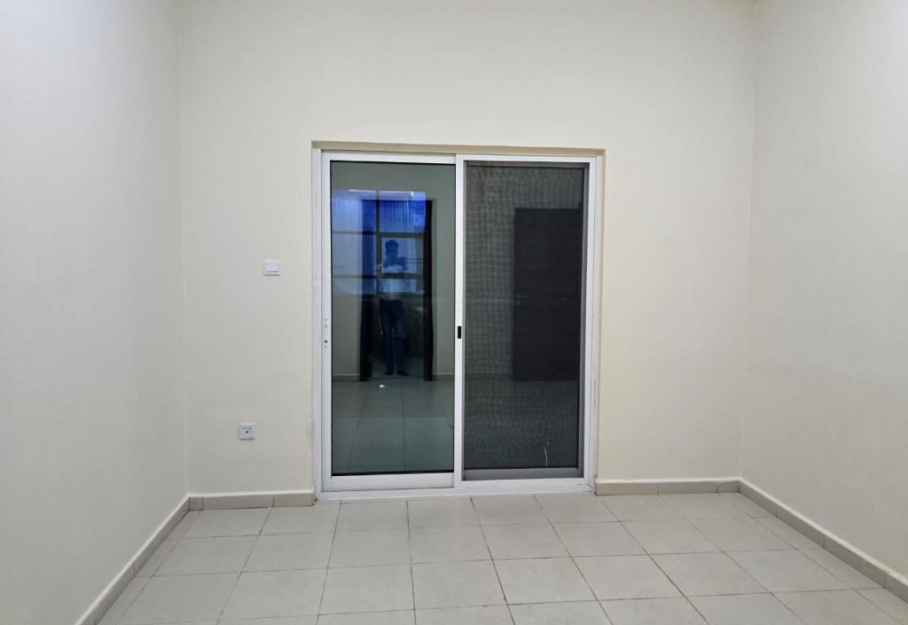 FULLY FURNISHED 1 BHK APARTMENT FOR RENT IN CITY TOWER MONTHLY in Ajman - Image 4