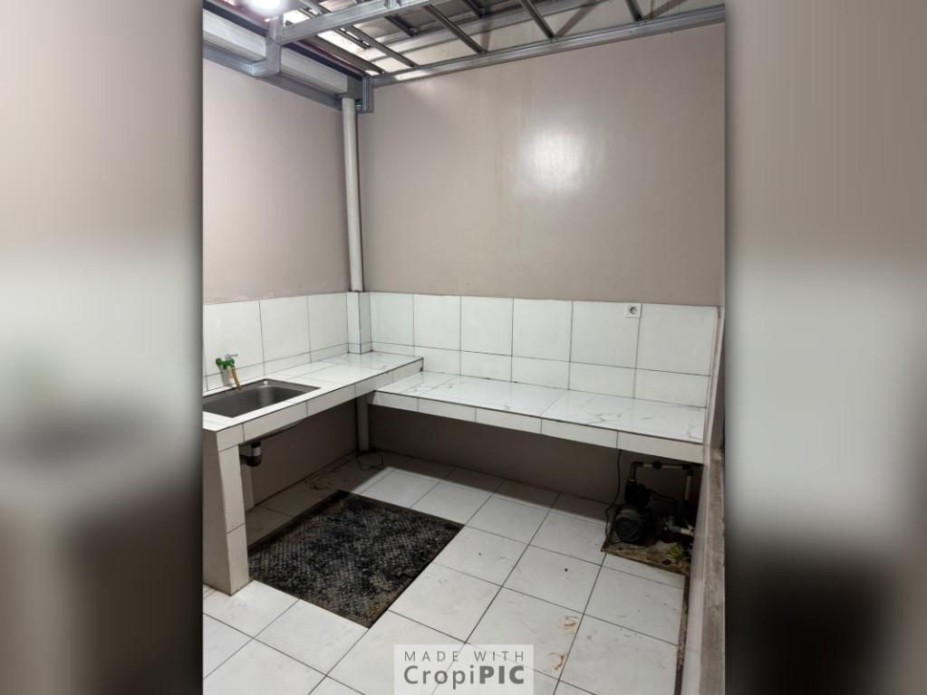 Summarecon Burgundy Rumah Hadap Taman untuk Disewa in Indonesia - Image 3