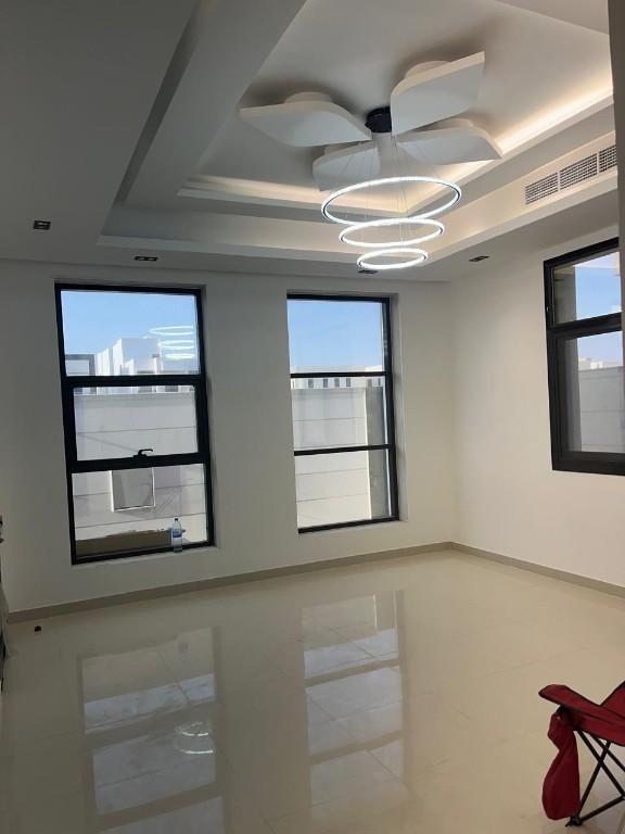 SHARING VILLA AVAILABLE FOR RENT IN AL YASMEEN 3700 in Ajman - Image 3