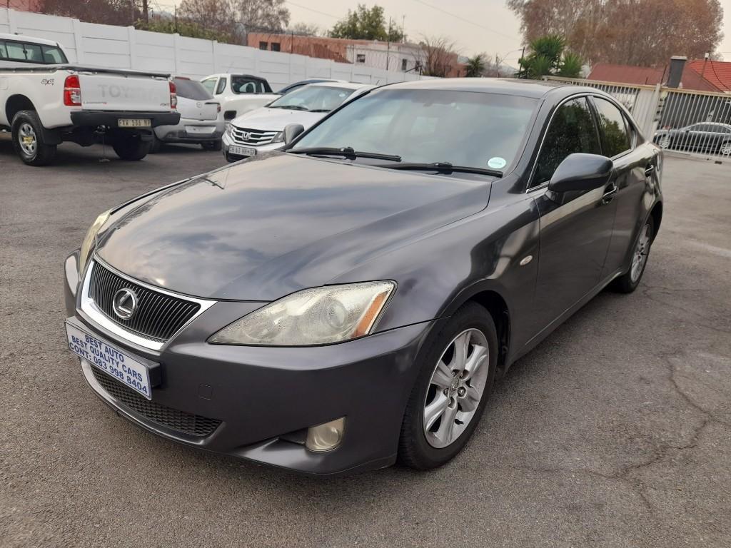 Pre-owned 2008 Lexus IS 350 2,0 Engine Capacity with Automatic in Katlehong - Image 16
