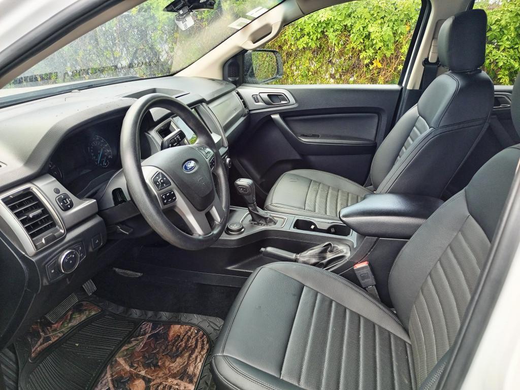 Ford RANGER XLT à Abidjan - Photo 4