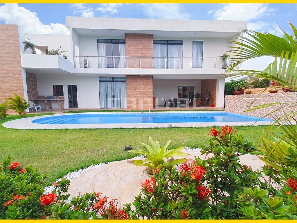CASA LUJOSA CON PISCINA EN CONDOMINIO URUBO VILLAGE! en Bolivia - Imagen 2