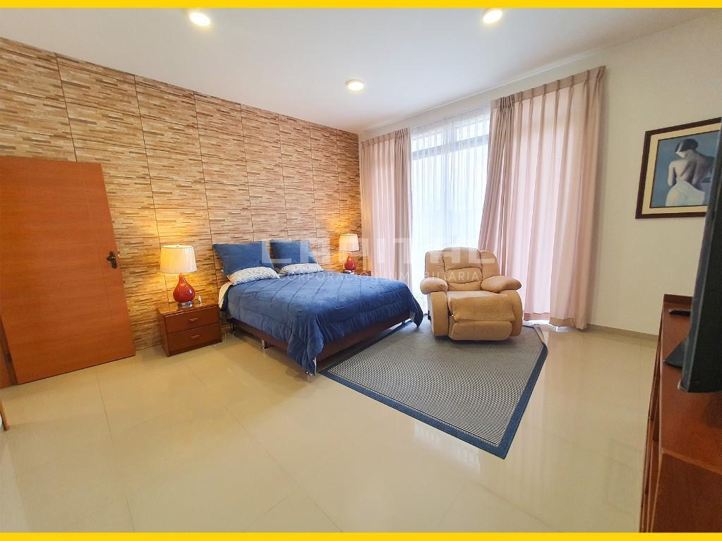 CASA LUJOSA CON PISCINA EN CONDOMINIO URUBO VILLAGE! en Bolivia - Imagen 12