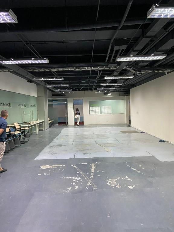 1055 SQM OFFICE SPACE FOR LEASE IN PASAY CITY in Las Piñas - Image 2
