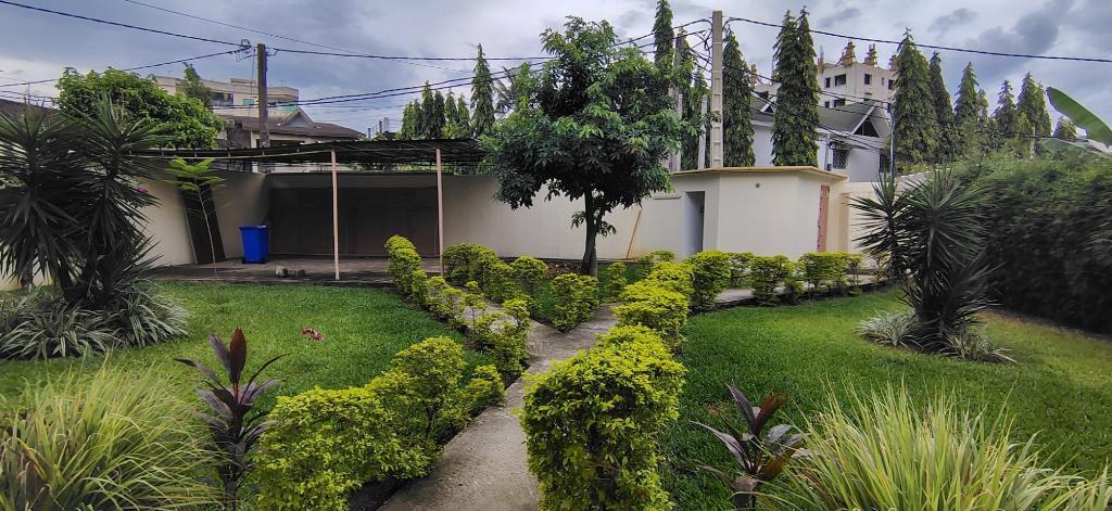 LOCATION VILLA DUPLEX 6P RIVIERA 4 M'BADON en Côte d’Ivoire - Photo 3