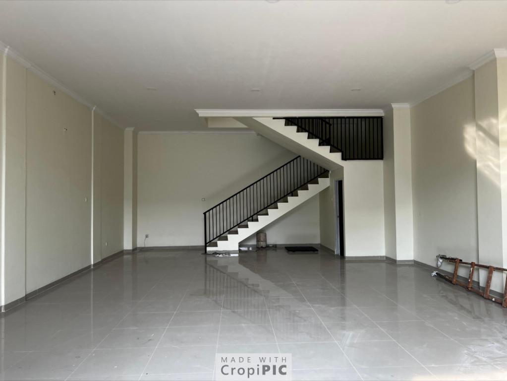 Dijual Ruko Modern & Fungsional di Jantung Jakarta Timur in Indonesia - Image 2
