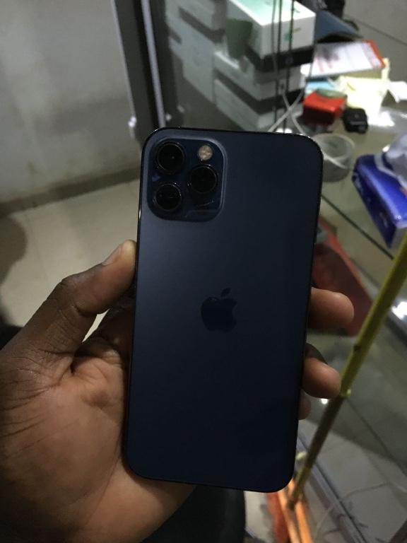 IPHONE 12 PRO RAPIDE 128GB en Côte d’Ivoire - Photo 2
