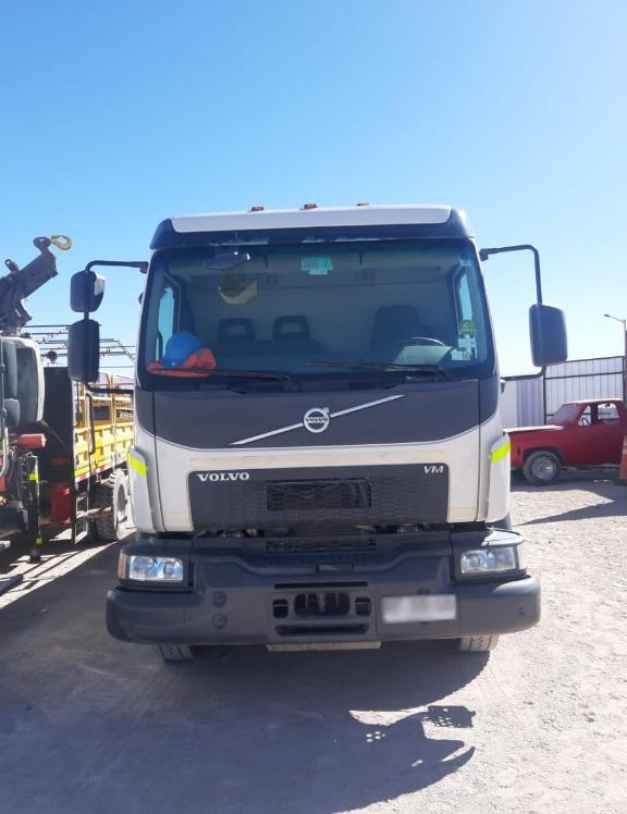 CAMIONES PLUMAS EN ARRIENDO / MONTAJES / DOC AL DIA en Calama - Imagen 5