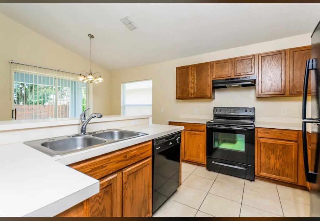 Single Family Home For Rent in Orlando - Image 7