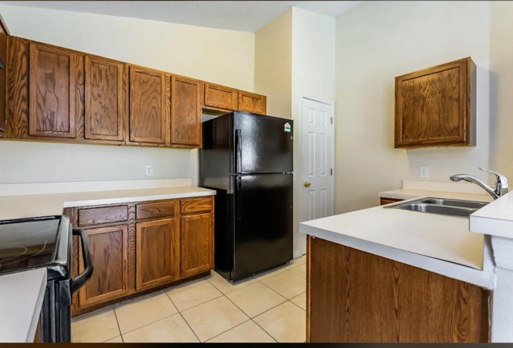 Single Family Home For Rent in Orlando - Image 6