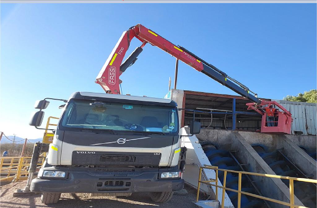 ARRIENDO CAMIONES PLUMAS MENSUALES/ DIARIOS /HORAS DOC AL DIA en Calama - Imagen 4