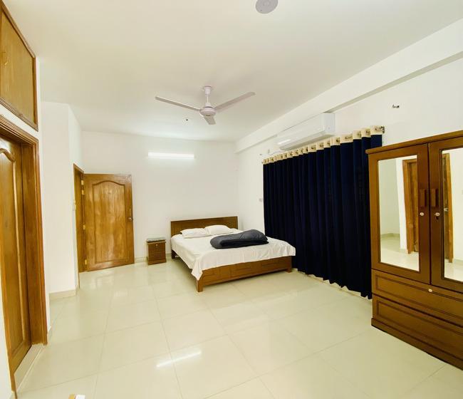 3-Bedroom Furnished Flat Rent in Bashundhara R/A in Bangladesh - Image 4