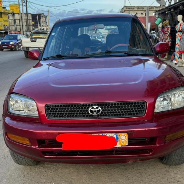 Vente R4 à Yopougon en Côte d’Ivoire - Photo 3