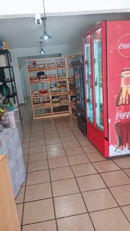 En RENTA amplísimo local comercial en México - Imagen 3