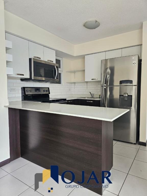 VENTA DE APARTAMENTO CONDOMINIO VISTA LAS CHARCAS en Ciudad de Guatemala - Imagen 8