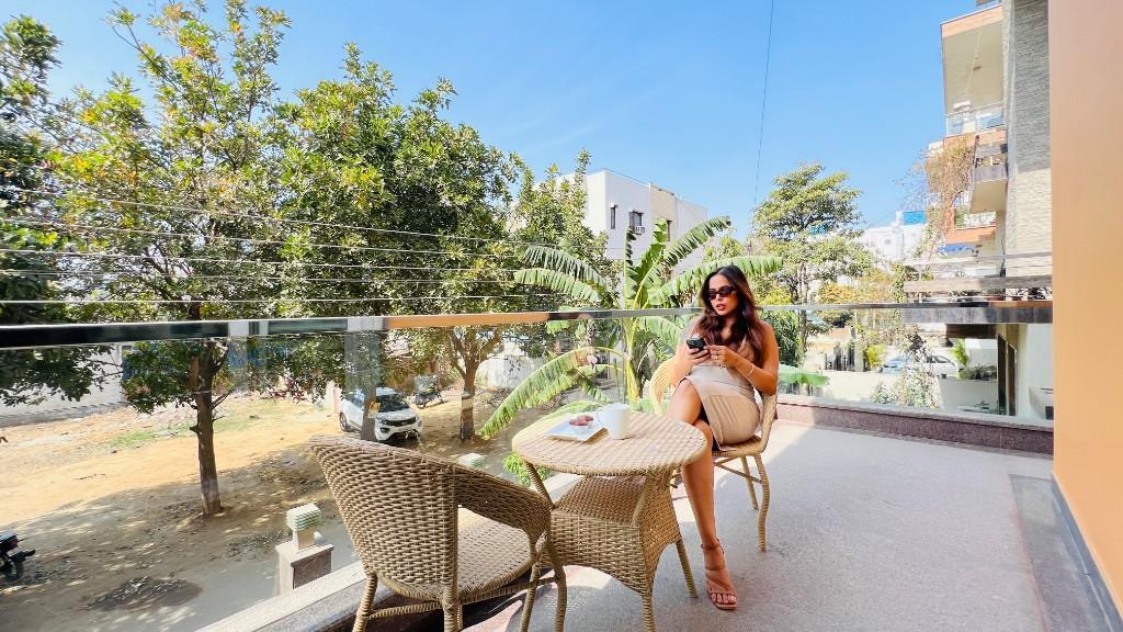 BLUO LUXURY STAY - MEDANTA MEDICITY in Gurgaon - Image 16