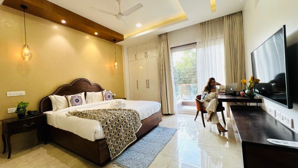 BLUO LUXURY STAY - MEDANTA MEDICITY in Gurgaon - Image 20