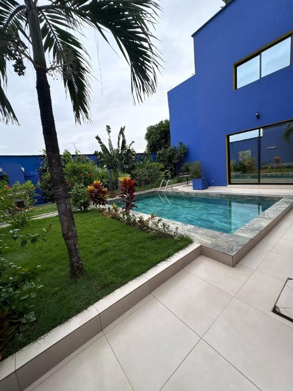 DUPLEX DE STANDING MEUBLE EN VENTE - COCODY RIVIERA ATTOBAN en Côte d’Ivoire - Photo 1