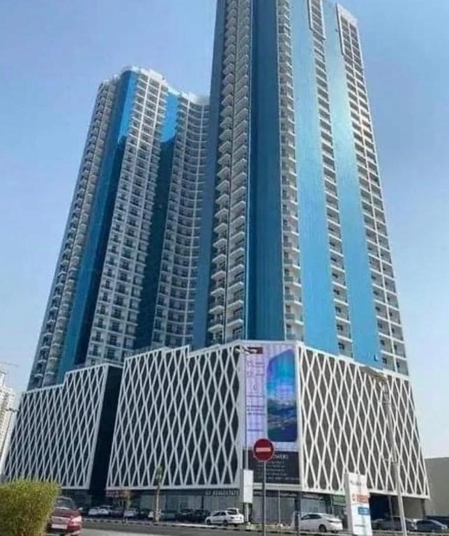 3 BHK APARTMENT AVAILABLE FOR RENT IN OASIS TOWER AJMAN in Ajman - Image 3