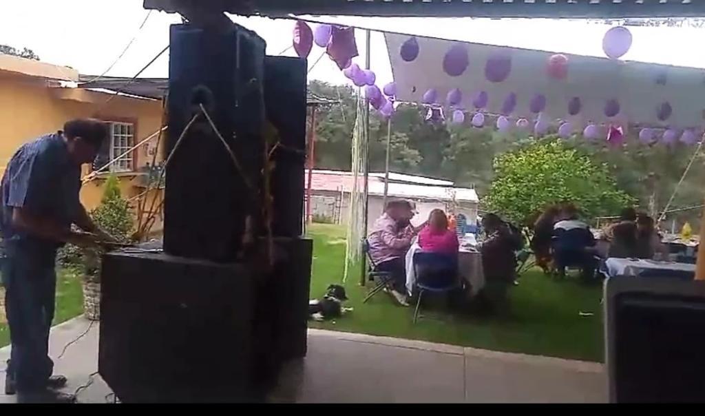 RENTA LUZ SONIDO VERSATIL 100 FAMILIAR en Pedregal de Santa Úrsula - Imagen 5