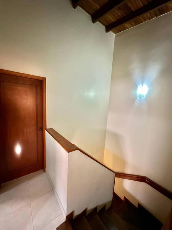 CASA EN URBANIZACION ROCA DEL VALLE en Barquisimeto - Imagen 10
