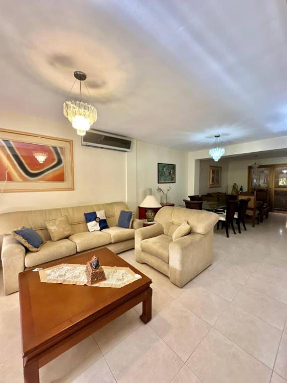 CASA EN URBANIZACION ROCA DEL VALLE en Barquisimeto - Imagen 1
