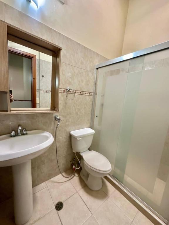 CASA EN URBANIZACION ROCA DEL VALLE en Barquisimeto - Imagen 9